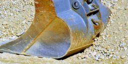 El cucharón de servicio | Inspección de una excavadora usada Parte 2